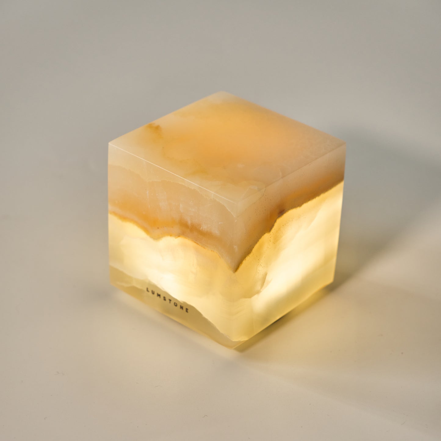 COMPACT - Cubo de ónix 8x8x8cm