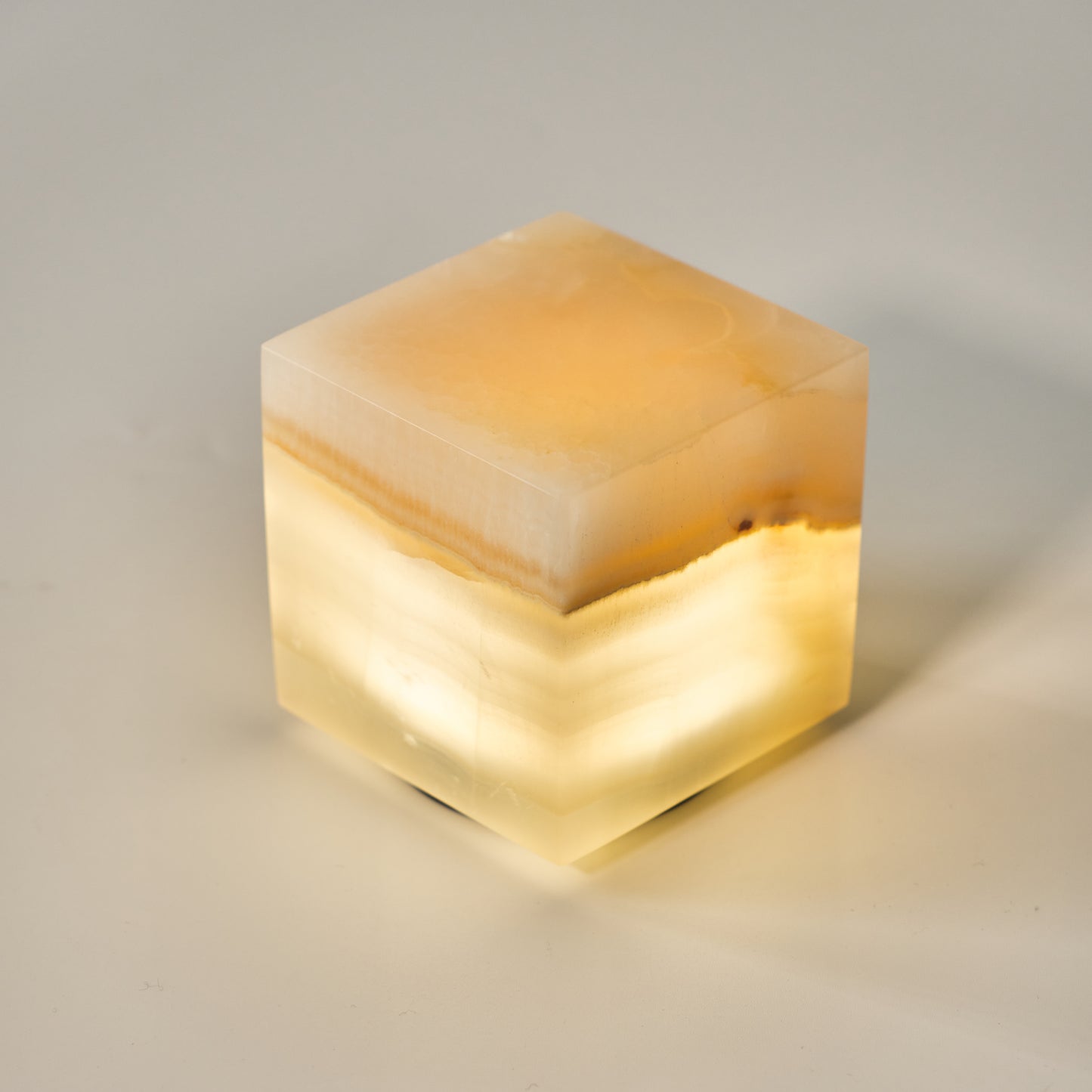 COMPACT - Cubo de ónix 8x8x8cm